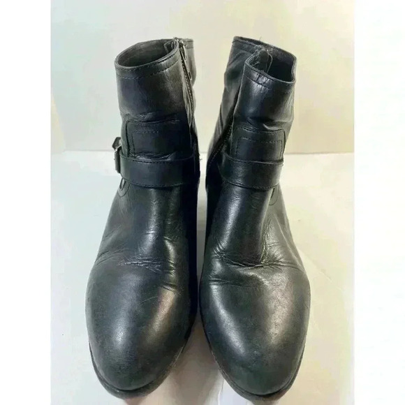 Frye boots - Picture 1 of 7